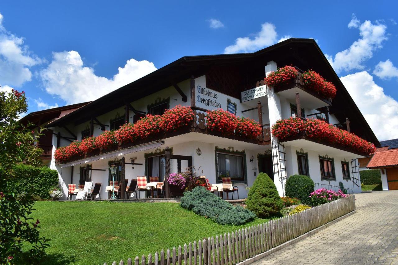 Ferienwohnung-Susanne-Im-Gaestehaus-Bergfrieden Bayersoien Buitenkant foto