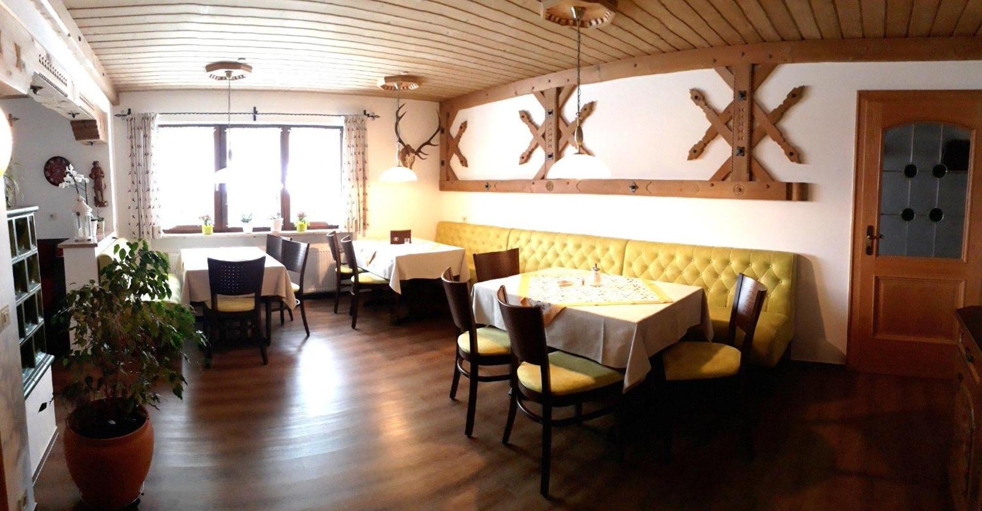 Ferienwohnung-Susanne-Im-Gaestehaus-Bergfrieden Bayersoien Buitenkant foto